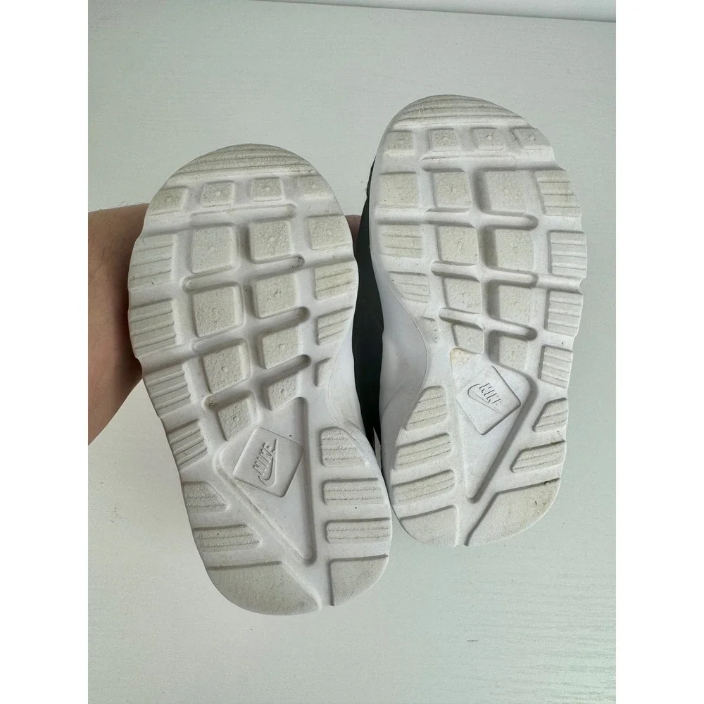 Nike Huarache Run Ultra Black White Toddler Sneakers Boys Girls Size 6C Baby Kid - Picture 7 of 8
